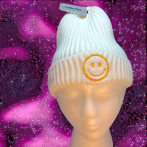 Ladies Smiley Face Ribbed Knit Beanie | Cream 1 Size Fits Most | Old E. Main Co. - Picture 6 of 15